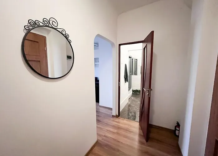 Centre With Free Parking