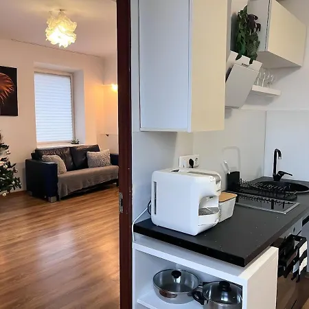 Apartment Centre With Free Parking *